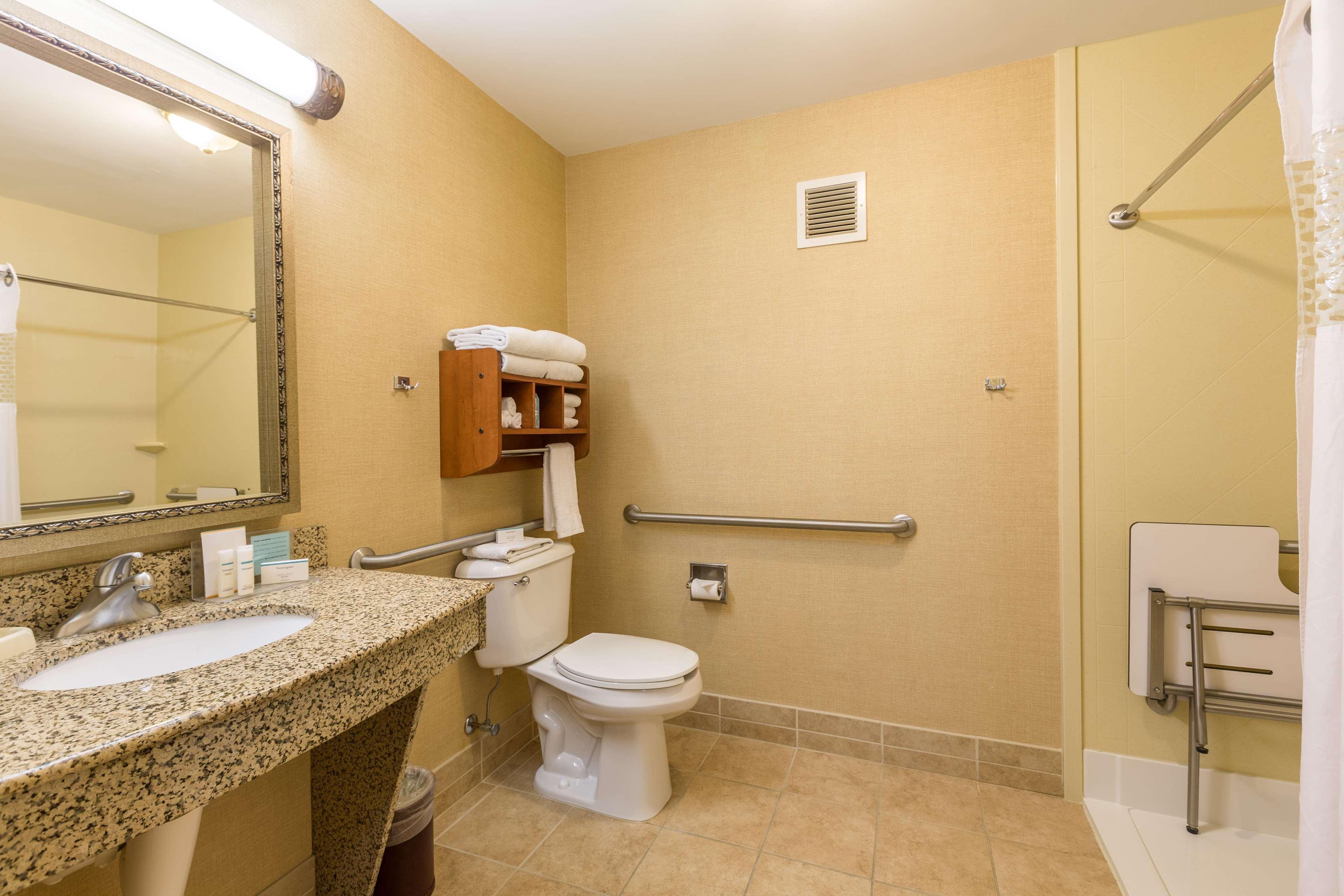 Hampton Inn Sidney Esterno foto