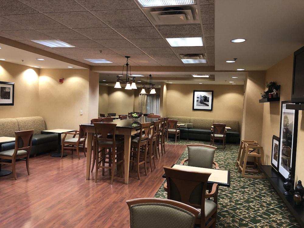 Hampton Inn Sidney Esterno foto
