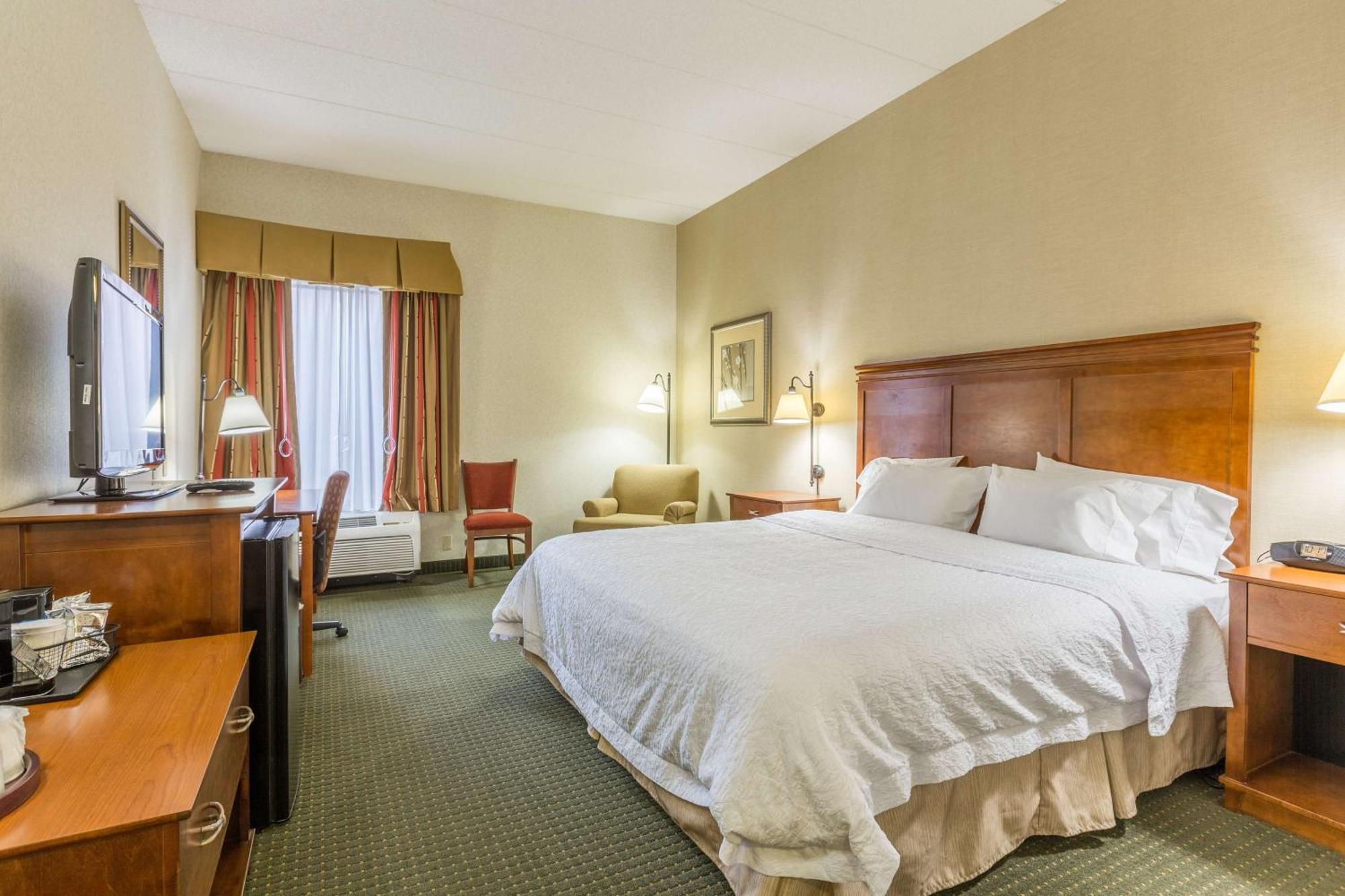 Hampton Inn Sidney Esterno foto