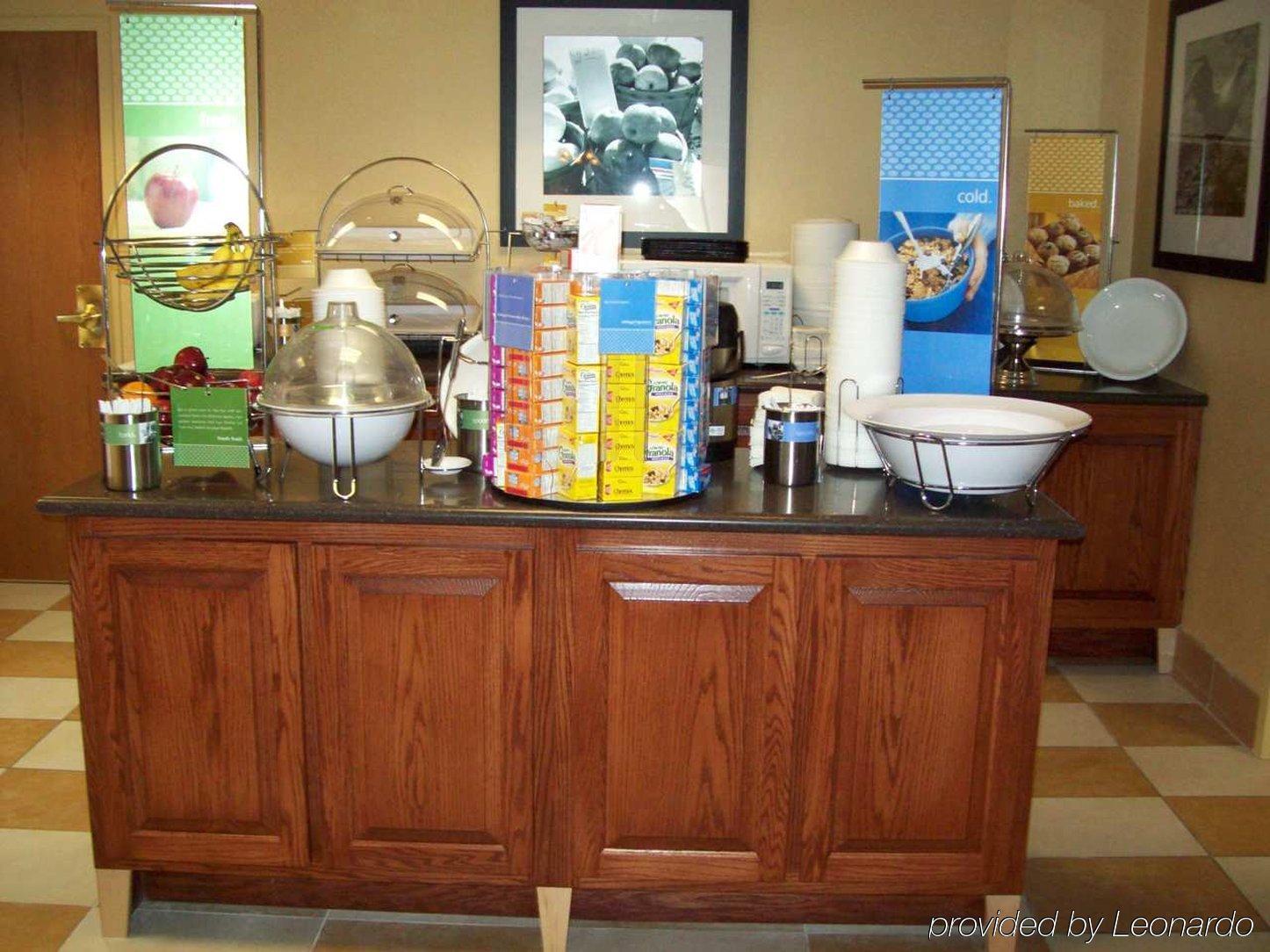 Hampton Inn Sidney Ristorante foto