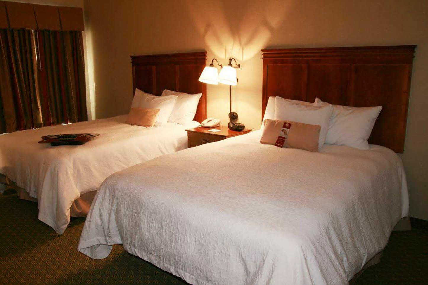 Hampton Inn Sidney Esterno foto